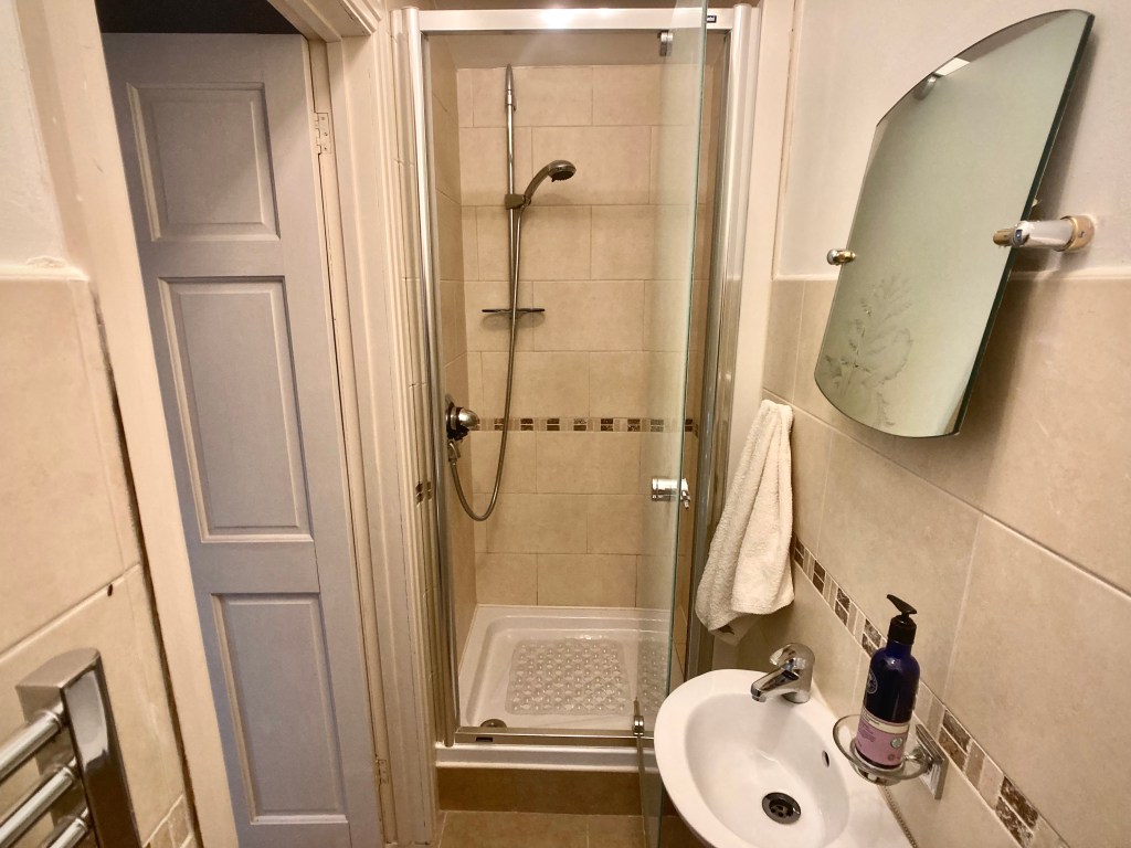 Annexe Bathroom